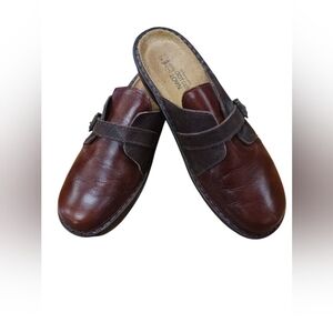 Naot Dark Red Avignon Leather Loafers/ Mules EUC Size 41